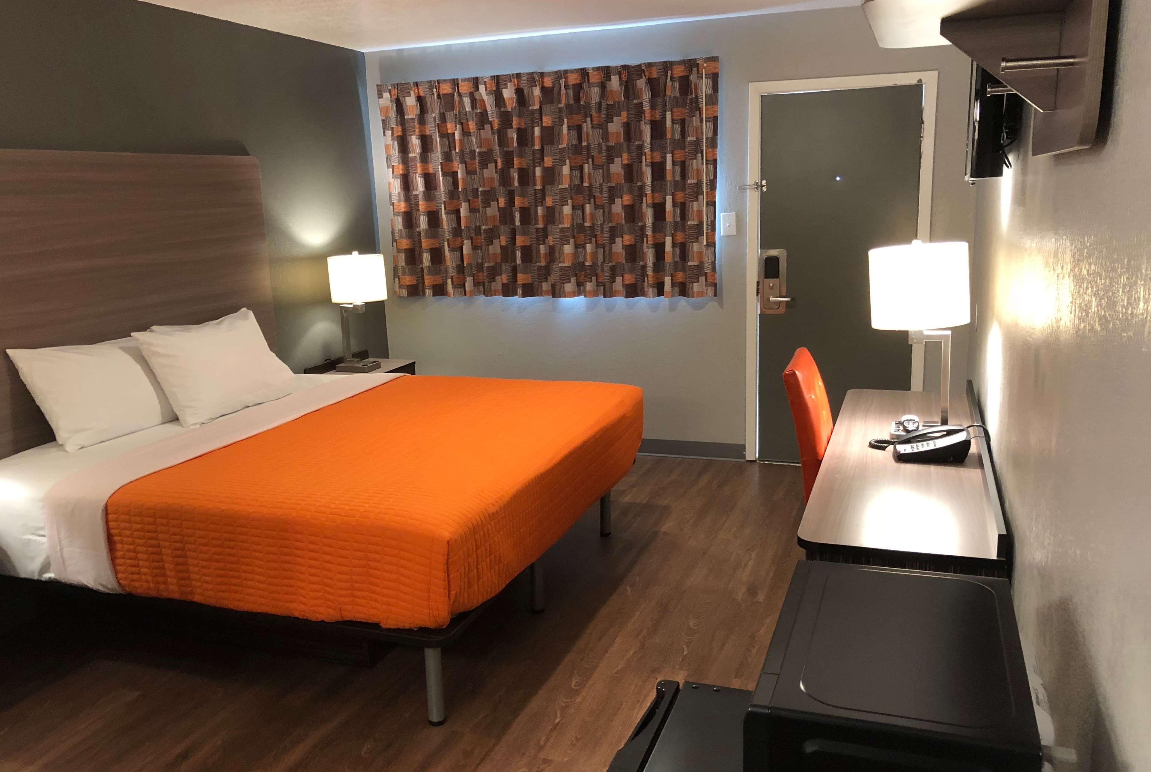Super 8 By Wyndham Sonora Μοτέλ Εξωτερικό φωτογραφία